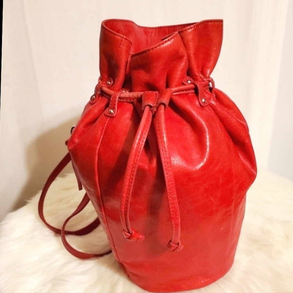 HOBO Int'l RARE Red Leather Pull String Backpack - Picture 2 of 9